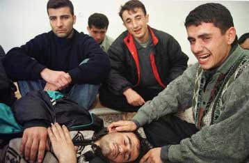 Ιρανοί λαθρομετανάστες εντοπίστηκαν σε πλαστικές βάρκες στη Σάμο