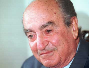 Συνεχίζεται ο πόλεμος δηλώσεων Μητσοτάκη – Λαλιώτη για το αεροδρόμιο των Σπάτων