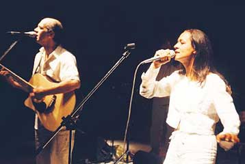 Το ΔΗΠΕΘΕ Αγρινίου παρουσιάζει την «Αγγέλα» του Γ.Σεβαστίκογλου