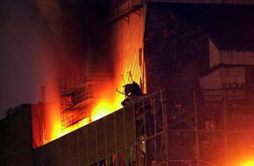 Ισχυρές εκρήξεις σε γερμανικό θερμοηλεκτρικό σταθμό