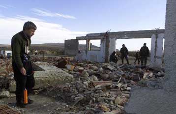 Tο ΝΑΤΟ γνώριζε τους πιθανούς κινδύνους από το ουράνιο, επιβεβαιώνει η Γερμανία – Εξηγήσεις ζητά ο Σ