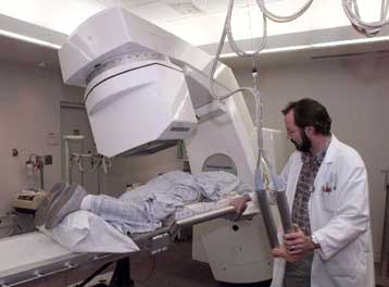 Νέο εμβόλιο για την αντιμετώπιση του καρκίνου δοκιμάζεται σε ανθρώπους με μερική επιτυχία