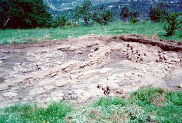 Η αρχαία Κύμη πατρίδα του λατινικού αλφαβήτου;