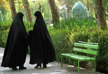 Πέντε εκρήξεις συγκλονίζουν την Τεχεράνη – Δεν υπάρχουν αναφορές για θύματα