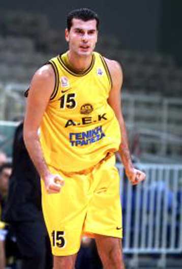 Τέσσερις μήνες εκτός ο Κακιούζης, με ρήξη πρόσθιου χιαστού