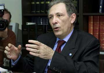 Mε προσάρτηση των Κατεχομένων απειλεί ο Τζεμ εάν η Κύπρος ενταχθεί στην ΕΕ χωρίς επίλυση του Κυπριακ