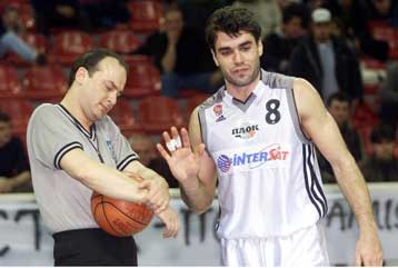 Στο απροχώρητο η κατάσταση