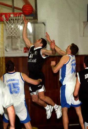 Ήττα – σοκ για τον Πανελλήνιο 77-79 από την Ολύμπια στην Κυψέλη στην Α2