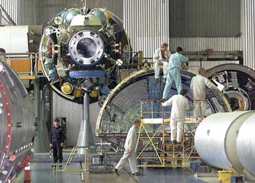 Είκοσι εννέα διαστημικές αποστολές σχεδιάζει η Ρωσία για το 2001