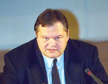 Χρειάζεται διερεύνηση, δηλώνει ο Βενιζέλος για το «σύνδρομο των Βαλκανίων»