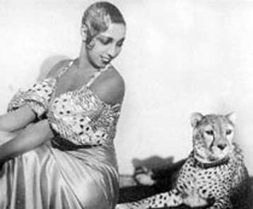 Το Παρίσι θυμάται τη Ζοζεφίν Μπέικερ