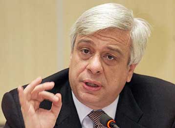 Ο Καραμανλής δεν πρέπει να αμφισβητείται – Στο χέρι της ΝΔ να μη χάσει από τον Αβραμόπουλο