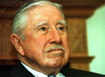 Την προσέλευση του Πινοσέτ στον ανακριτή ζητά και το Ανώτατο Δικαστήριο της Χιλής