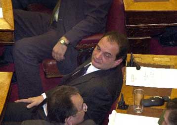 Στον Καραμανλή παραδίδεται το πόρισμα για τα αποτελέσματα των εκλογών της 9ης Απριλίου