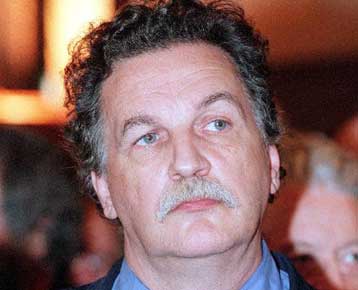 Παγώνουν οι τραπεζικοί λογαριασμοί του Ζαν – Κριστόφ Μιτεράν στην Ελβετία