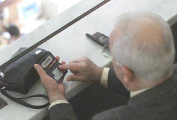 Τον κατήφορο πήρε για τρίτη συνεχή ημέρα η Σοφοκλέους – Στο μείον 2,86% ο γενικός δείκτης