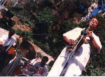 Ο Lou Donaldson στη σκηνή του Half Note Jazz Club