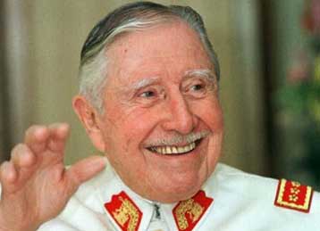 Αρνείται να συνεργαστεί με τη Δικαιοσύνη της Χιλής ο Πινοσέτ