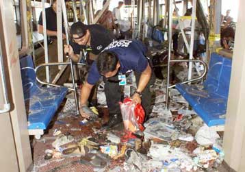 Συλλήψεις για τις πολύνεκρες βομβιστικές επιθέσεις που συγκλόνισαν τη Μανίλα το Σάββατο