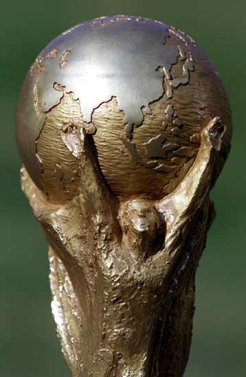 Μόνον όσοι Γιαπωνέζοι… προλάβουν να πάρουν εισιτήριο θα δουν τον τελικό του Μουντιάλ 2002