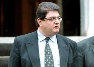 ΟΑ και επιδόματα Δημοσίου επί τάπητος στην πρώτη συνεδρίαση της κυβερνητικής επιτροπής για το 2001