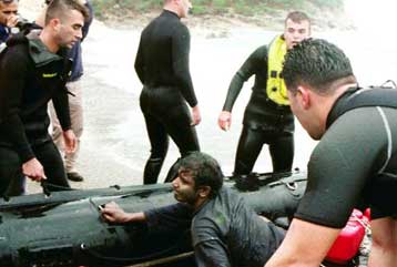 Εγκαταλείφθηκαν οι έρευνες για τον εντοπισμό των αγνοουμένων από το ναυάγιο στην Τουρκία