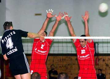 Γλίτωσαν την καμπάνα η ομάδα βόλεϊ του ΠΑΟΚ και ο Μάριος Γκιούρδας