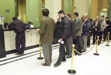 Απώλειες εσόδων 15 τρισ. δρχ. τα τελευταία 25 χρόνια για τα ασφαλιστικά ταμεία