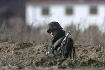 Νέα επεισόδια με έναν τραυματία στη νότια Σερβία