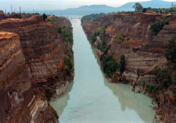 Κλειστός ο Ισθμός της Κορίνθου λόγω κατολισθήσεων