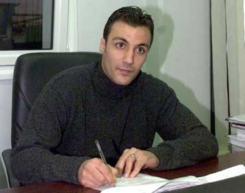 Ντύθηκε στα «κυανόλευκα» ο Γιώργος Αλεξόπουλος