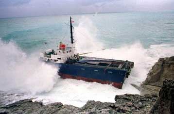 Σβήνουν οι ελπίδες για τον εντοπισμό των δεκάδων αγνοουμένων του ναυαγίου στην Τουρκία