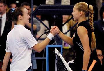 Διαζύγιο… πήραν Κουρνίκοβα και Χίγκινς