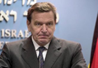 Στη Γερμανία τα πρώτα… πολιτικά θύματα της νόσου των «τρελών αγελάδων»