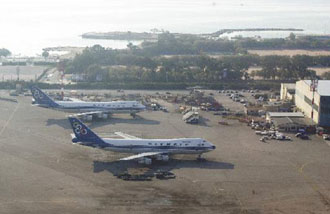 Δικηγόρος μηνύει την Ολυμπιακή και την Air France για το «σύνδρομο της οικονομικής θέσης»