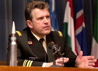 Δεν υπάρχει «σύνδρομο των Βαλκανίων», δηλώνει η ανώτατη ιατρική επιτροπή του ΝΑΤΟ