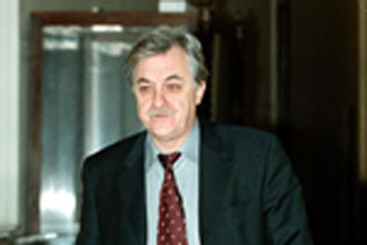 Χωρίς ιδιωτικό ιατρείο οι πανεπιστημιακοί βάσει συντάγματος