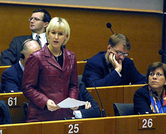 Η Κομισιόν παραπέμπει την Ελλάδα στο Ευρωπαϊκό Δικαστήριο για τις χημικές ουσίες PCB