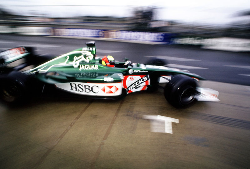 Formula 1: Η Jaguar Racing απειλείται με μήνυση