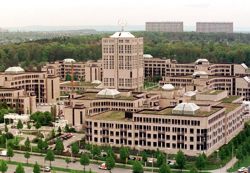 Σενάρια εξαγοράς της DaimlerChrysler από την Toyota