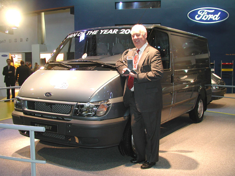 Απονεμήθηκε στο Ford Transit o τίτλος Van της χρονιάς 2001