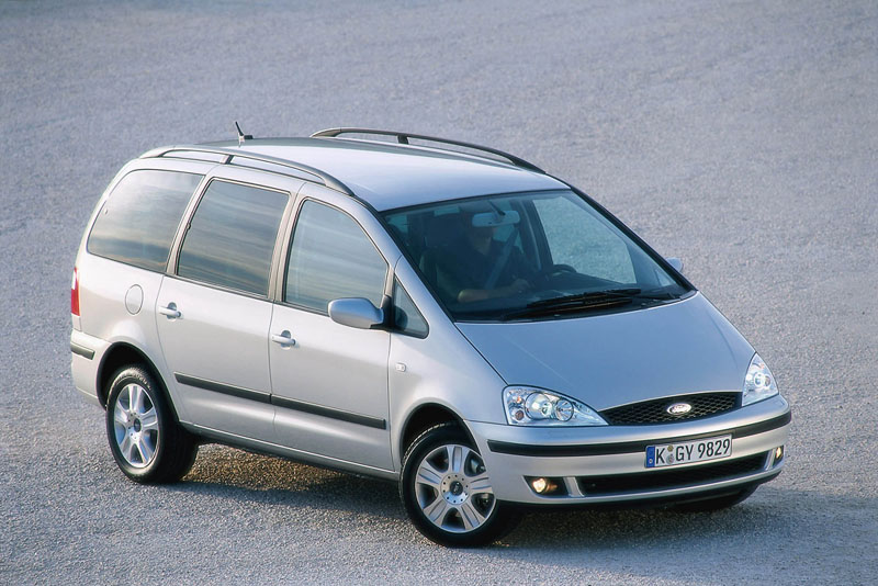 Mονάδες παραγωγής στην Ευρώπη αναζητεί η Ford