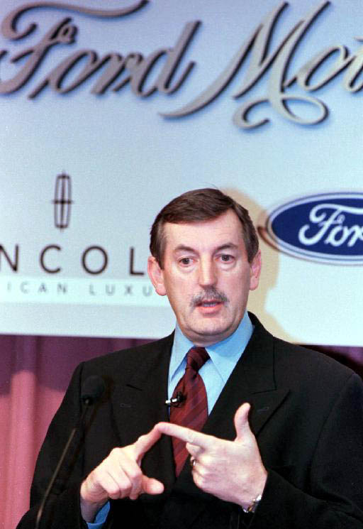 Μείωση κερδών για τη Ford το 2000