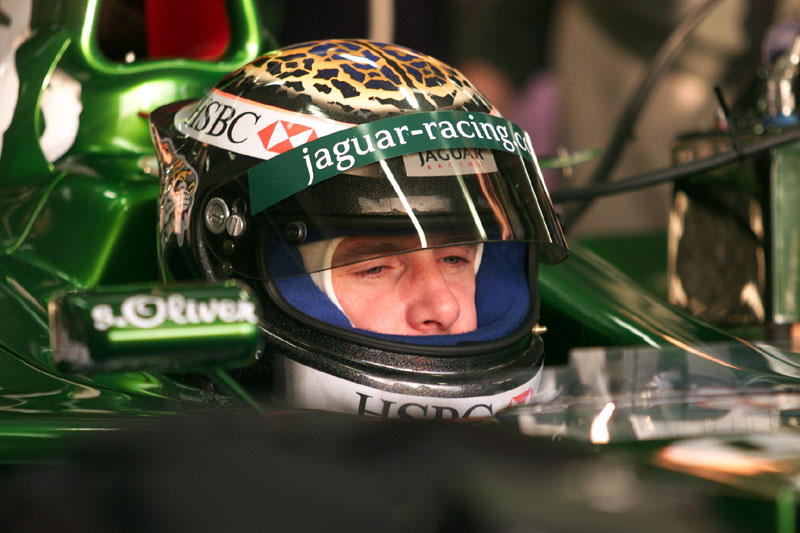 Formula 1: Ήταν λάθος η απόφαση του R.Barrichello δηλώνει ο E.Irvine