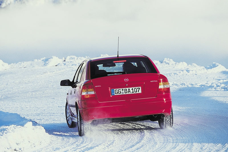 Αύξηση των πωλήσεων και εντυπωσιακή πτώση των τιμών στη Βρετανία