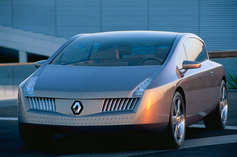 Eπανάσταση της Renault στο χρόνο παράδοσης των μοντέλων της