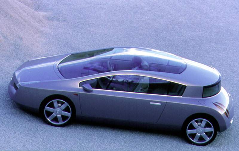 Στη νέα γενιά αγοραστών του 21ου αιώνα στοχεύει το Renault Vel Satis