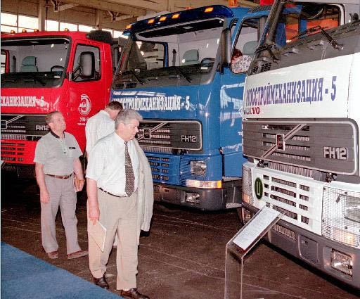 Κερδίζει έδαφος η Renault στην AB Volvo