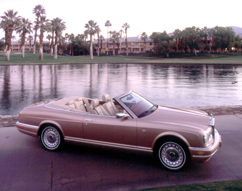 Αύξηση πωλήσεων για Rolls Royce και Bentley το 2000