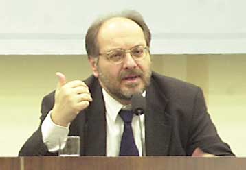 Προβάλαμε όλες τις απόψεις για την πρόταση δυσπιστίας κατά του Γ.Παπαντωνίου